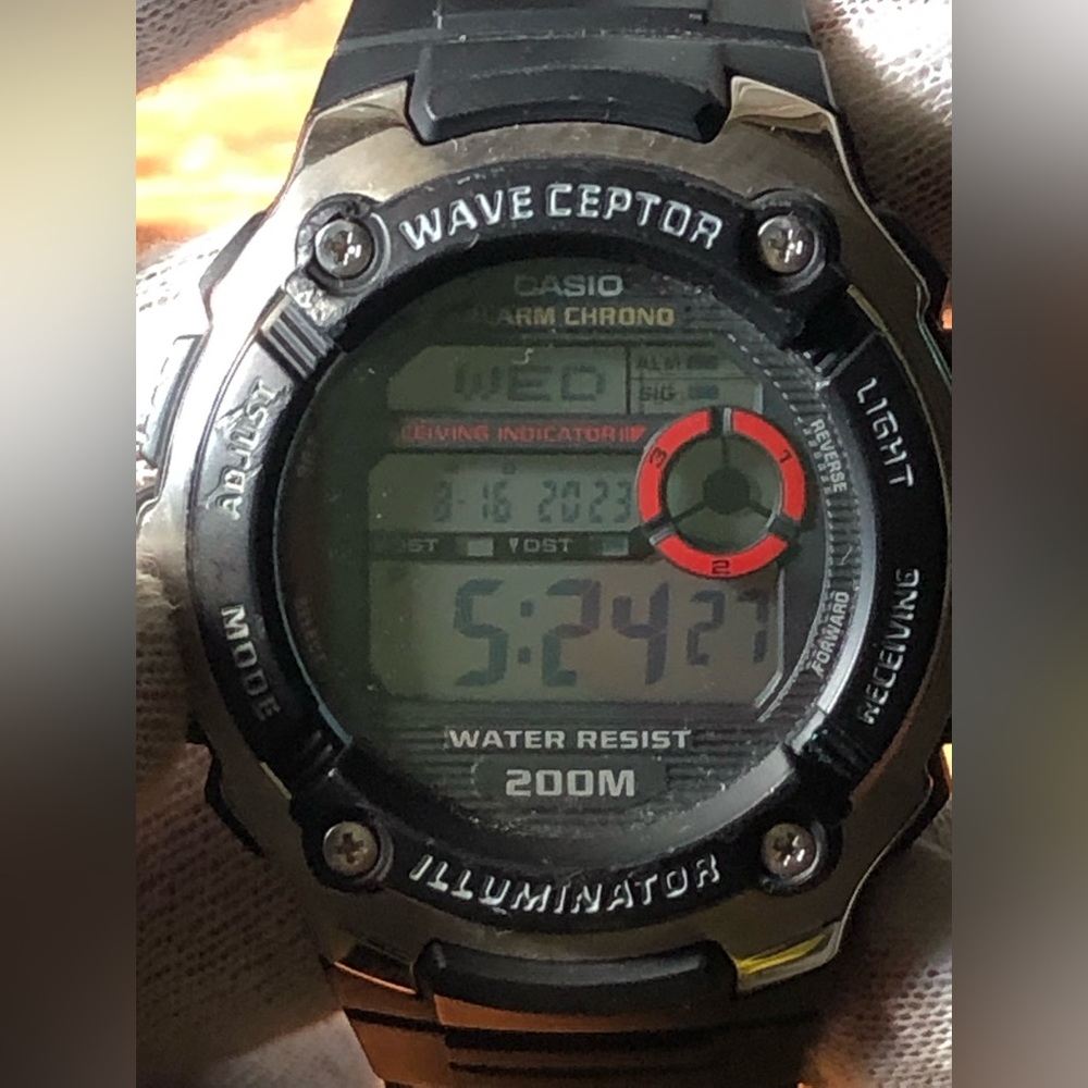 Casio Waveceptor Watch Excellent Condition - image 5